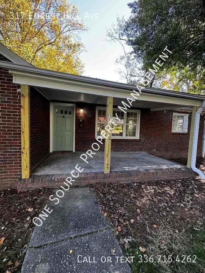 317 Forest Hill Ave - Photo 2 of 15