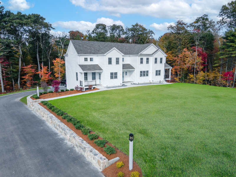 95 Foxboro Rd - Photo 2 of 24