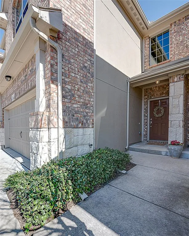 6616 Rutherford Rd - Photo 2 of 20