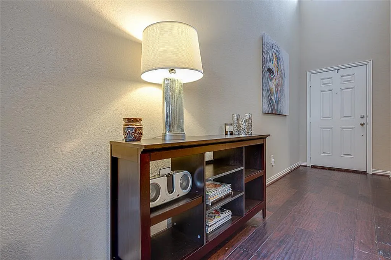 6616 Rutherford Rd - Photo 4 of 20