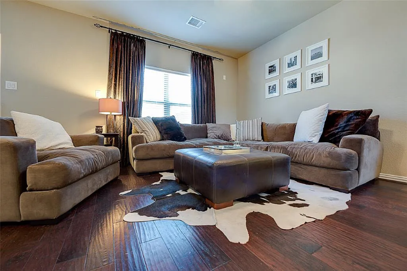 6616 Rutherford Rd - Photo 6 of 20