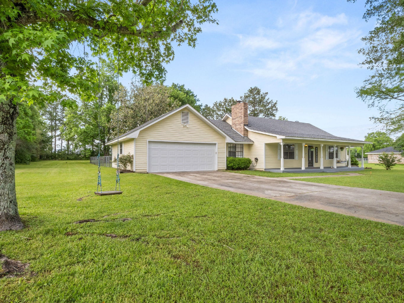 249 Calhoun Dairy Dr - Photo 2 of 15