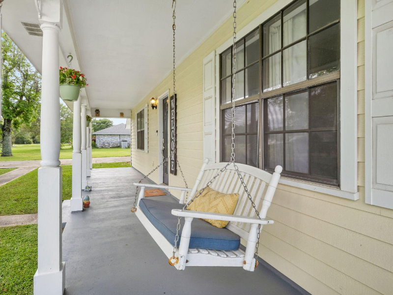 249 Calhoun Dairy Dr - Photo 3 of 15