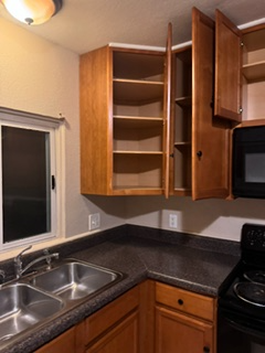 10067 Winkler Dr - Photo 7 of 10