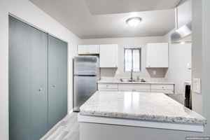 featured image of 390 Bicentennial Ct