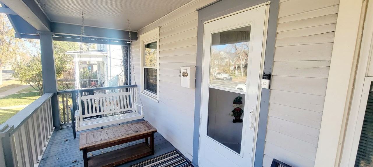 1904 Pine Street - Photo 5 of 27