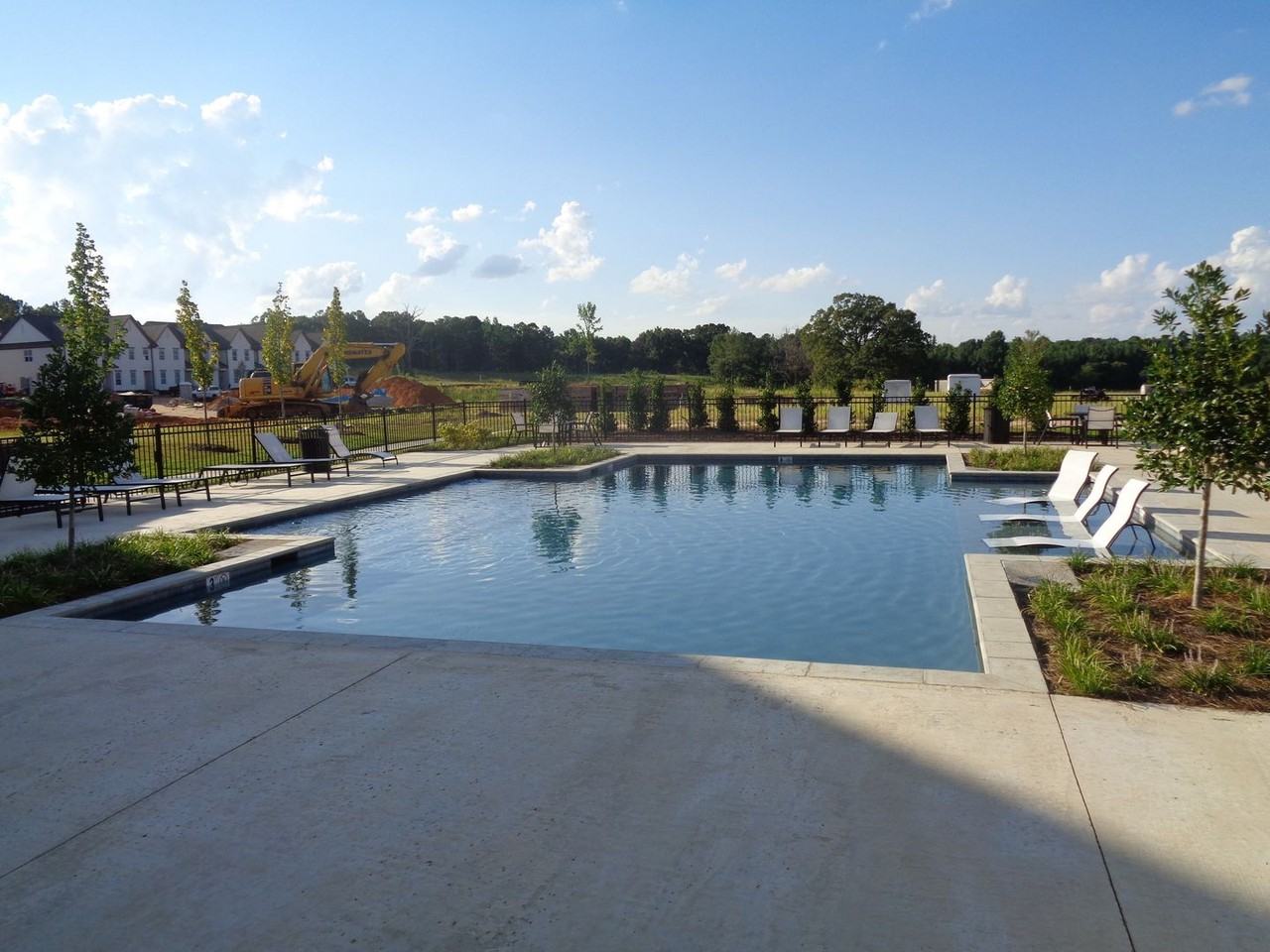 102 Farm View Dr #1005 - Photo 2 of 32