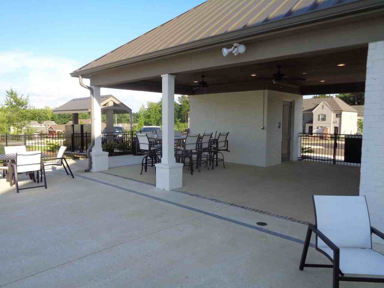 102 Farm View Dr #1005 - Photo 3 of 32