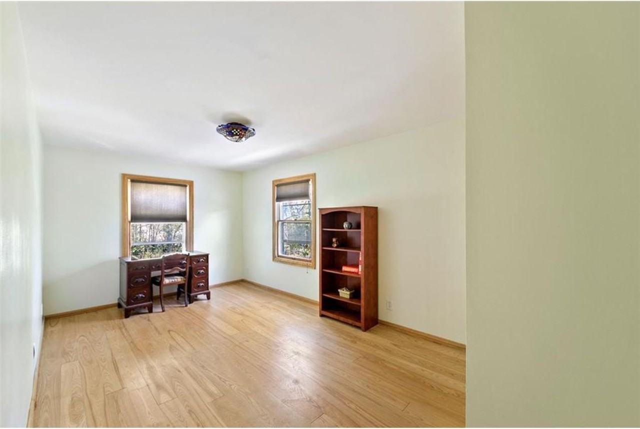 1495 Selby Ave - Photo 3 of 18