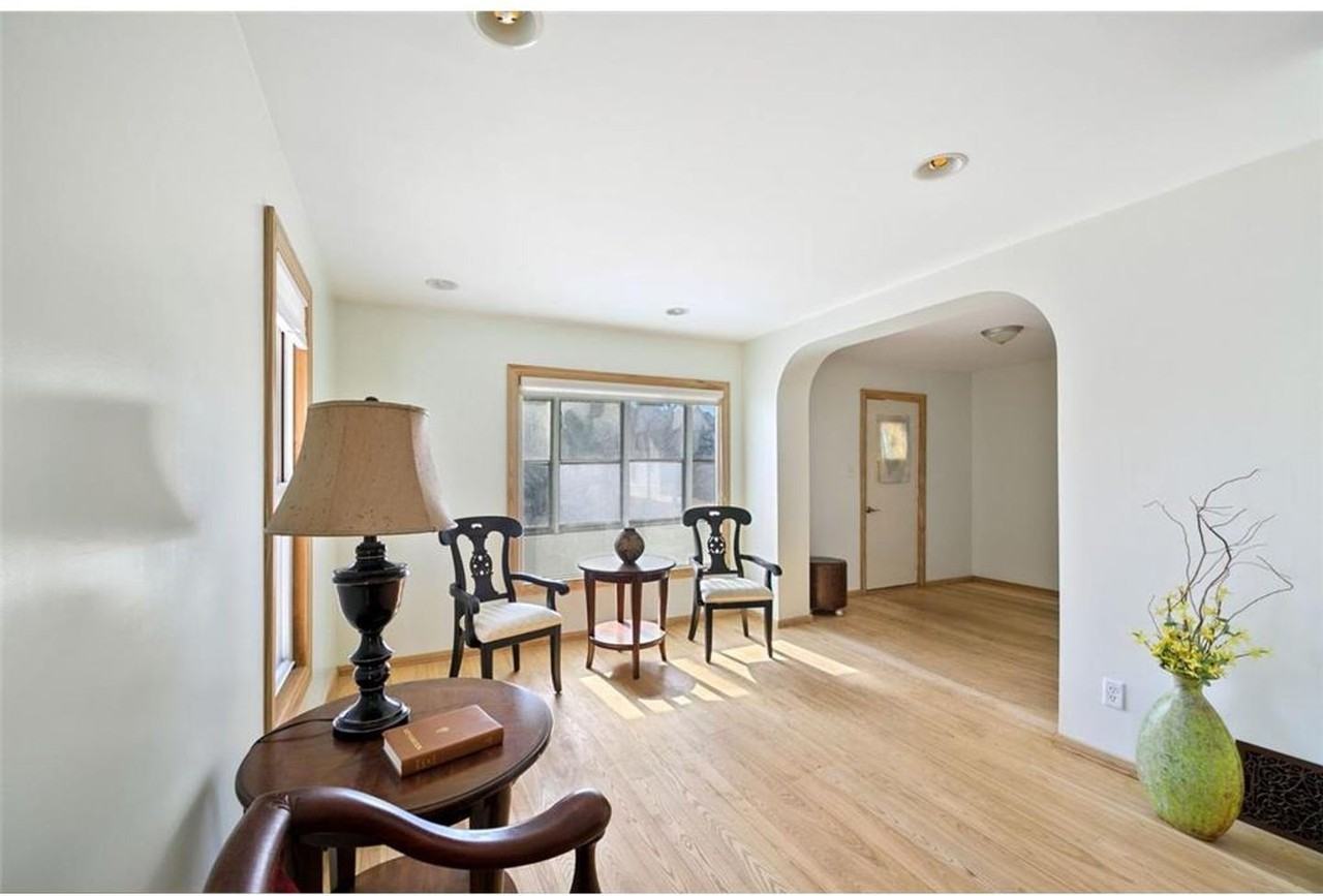 1495 Selby Ave - Photo 7 of 18