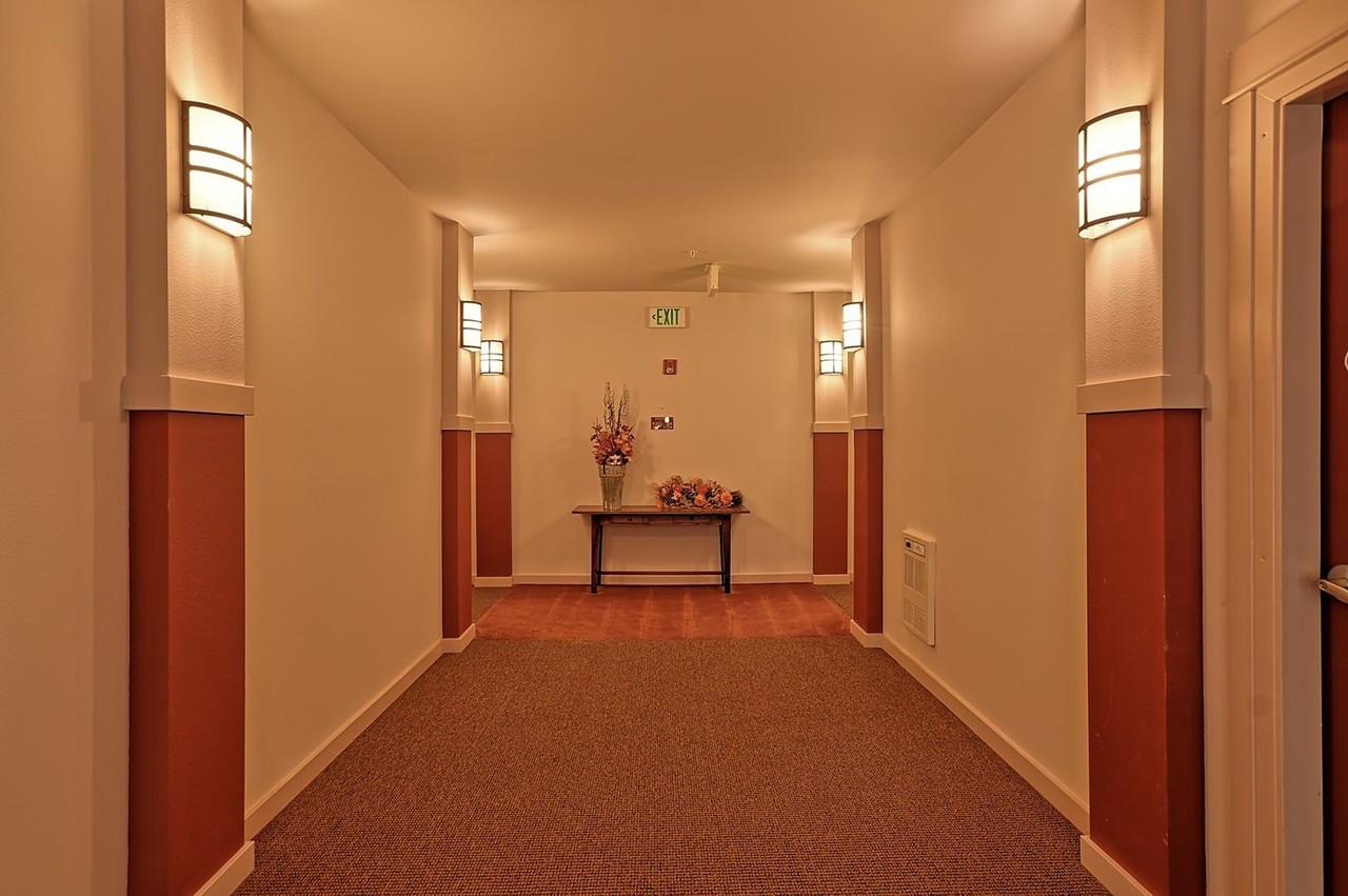 5600 Harbour Pointe Blvd #1-306 - Photo 5 of 35