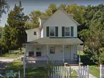 136 Baltimore St - Photo 1 of 1