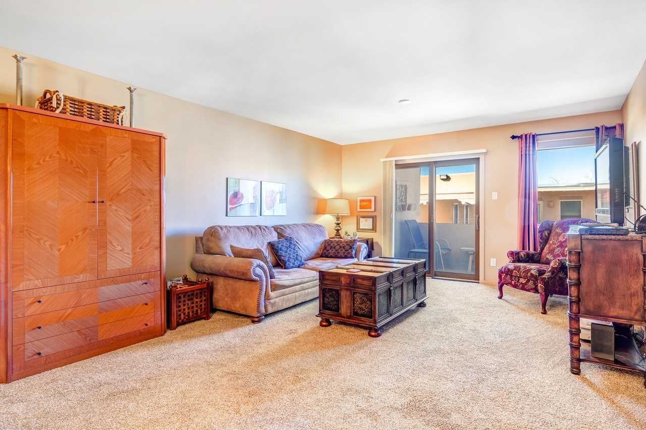 601 W San Mateo Rd #71 - Photo 2 of 16