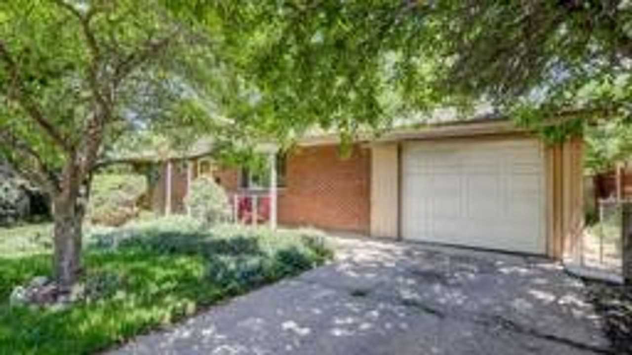 930 35th Street - Photo 6 of 31