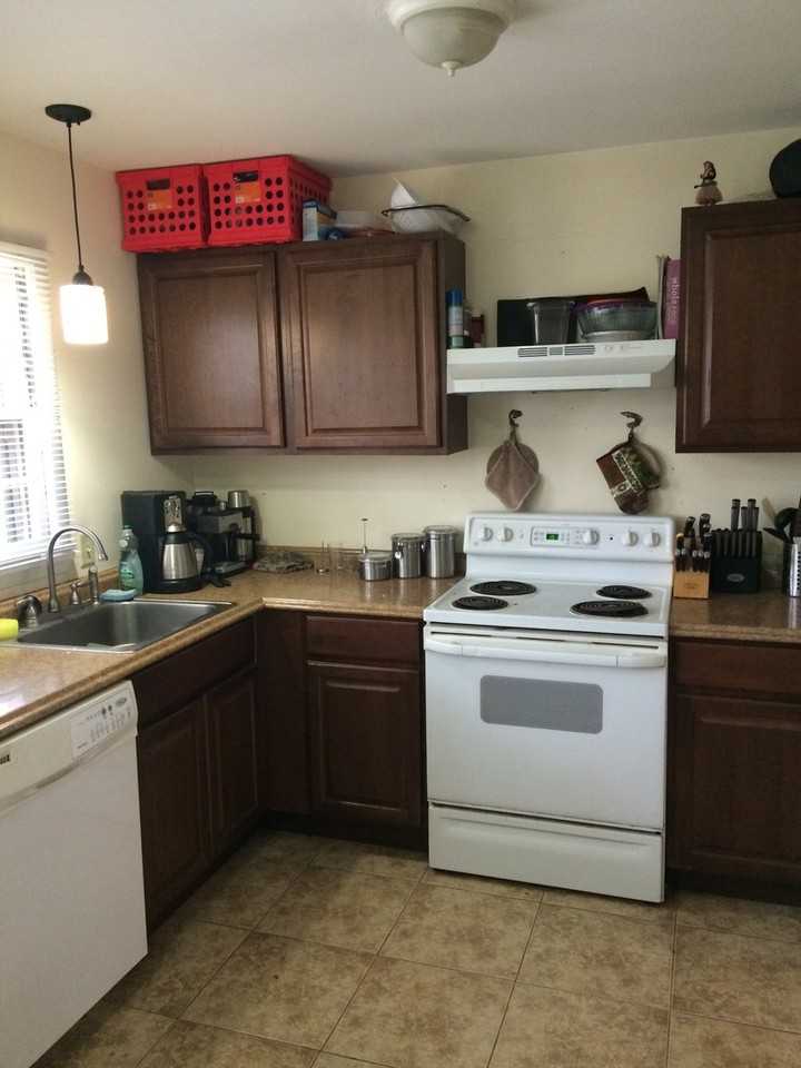 306 27th St - Photo 4 of 28