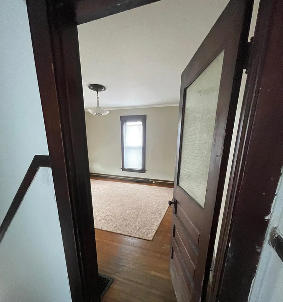 204 S 14th Street - Photo 3 of 15