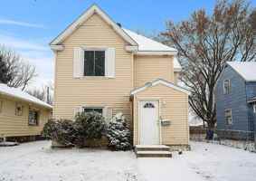 featured image of 1328 Hewitt Ave