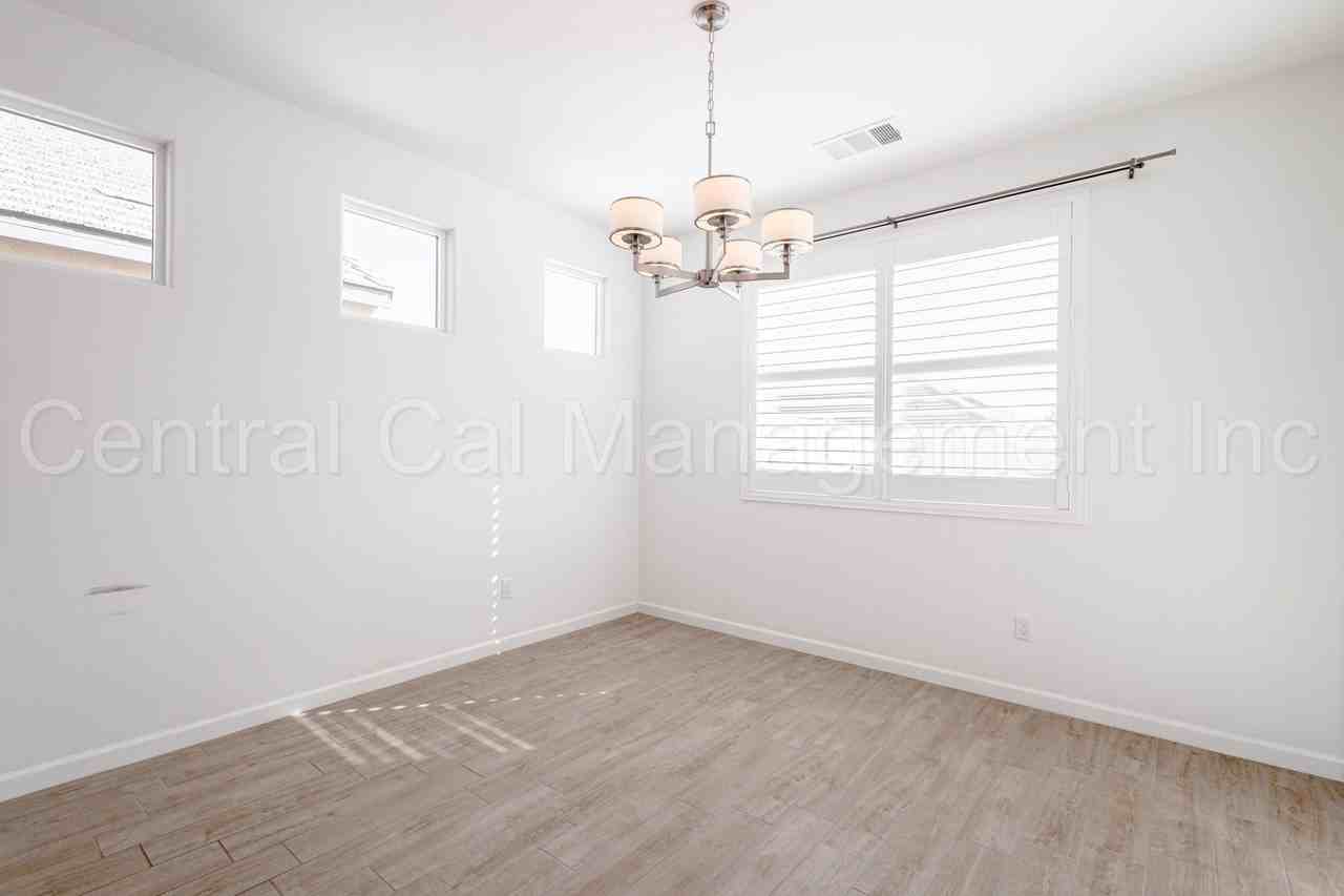 14409 Barbon Beck Ave - Photo 7 of 26