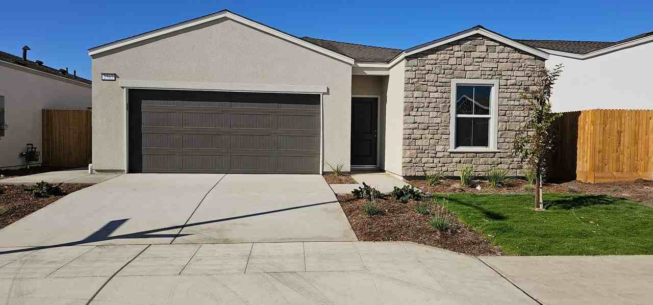 2767 N Janice Ave - Photo 2 of 23