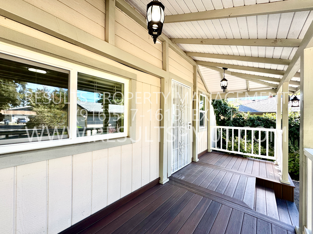 7866 Mariposa Ave #B - Photo 2 of 26