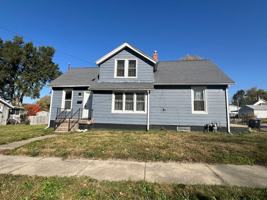 featured image of 1401 W Elm St