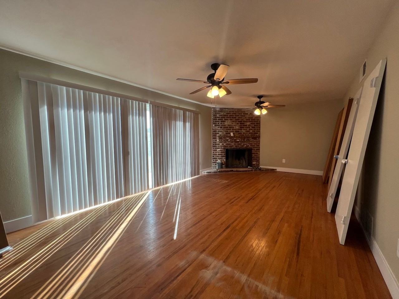 1355 Merced St - Photo 2 of 15