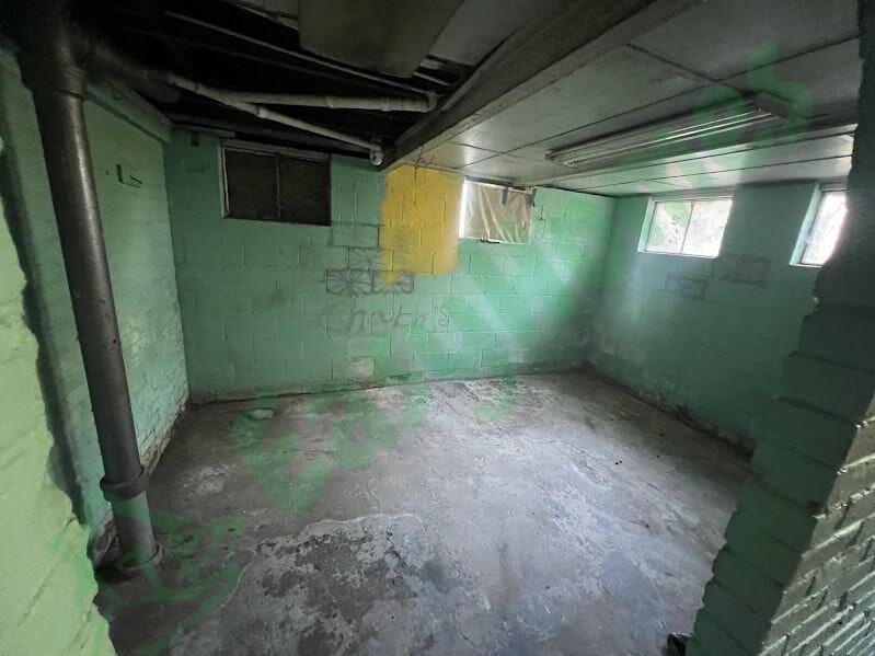 920 Orchard Street - Photo 5 of 7