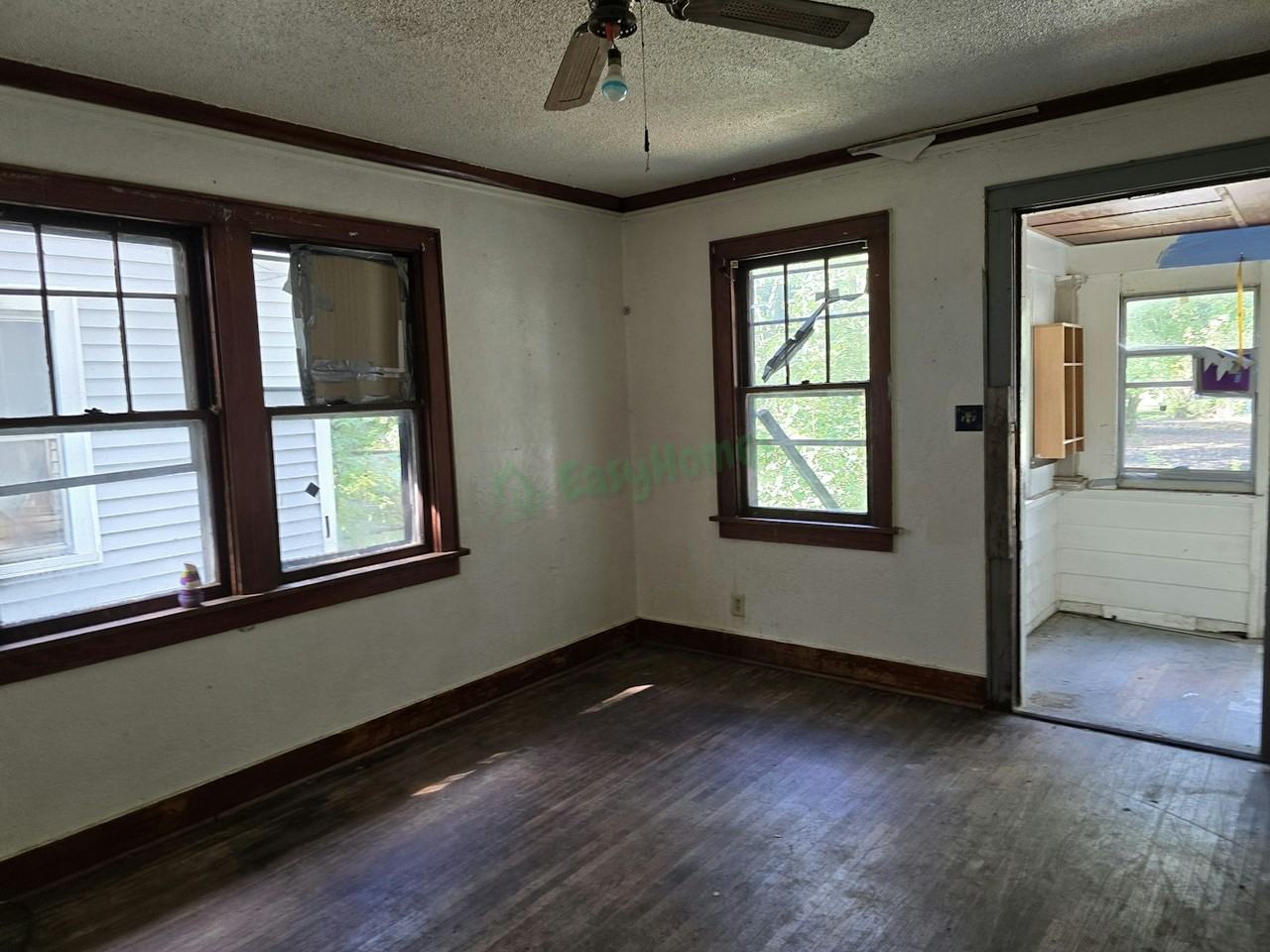 2728 West Wyoming Street - Photo 6 of 11