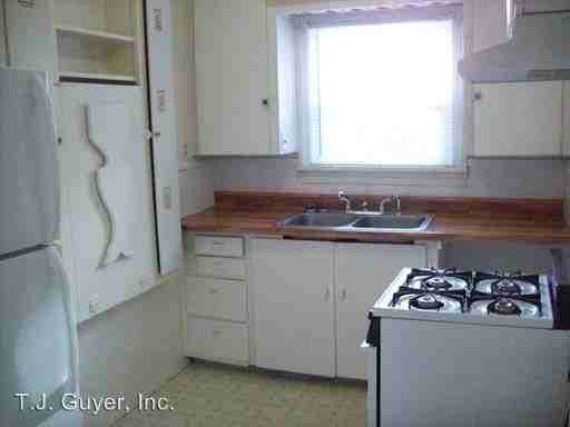 409-3&4 - 411-1&2 S Iron St - Photo 3 of 5