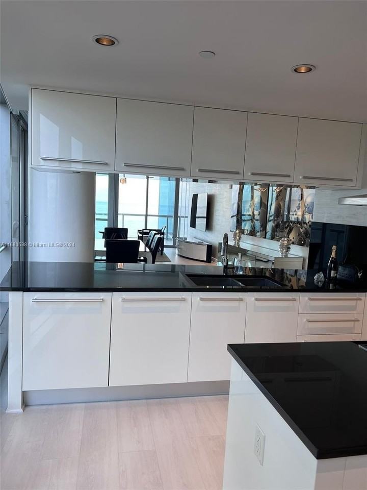 17121 Collins Ave #1208 - Photo 7 of 22