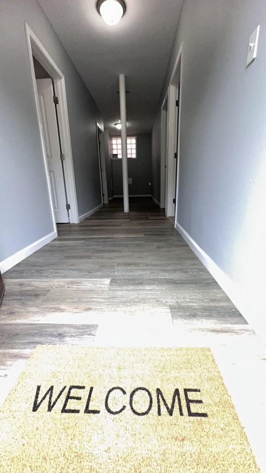 E Lombard St - Photo 5 of 10