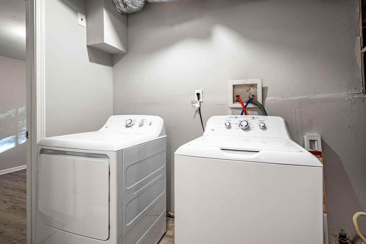 Oxford Dr - Photo 5 of 12