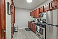 5520 W Barry Ave #3 - Photo 1 of 1