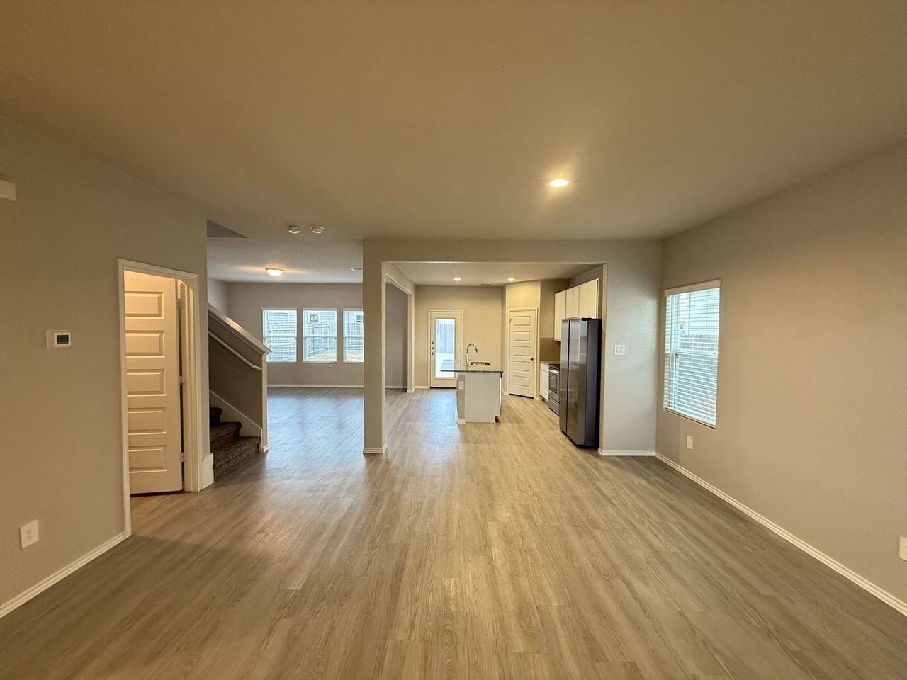 1117 Gracie Way - Photo 5 of 32