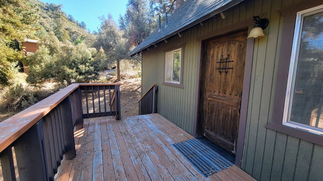 1804 Woodland Dr - Photo 2 of 14