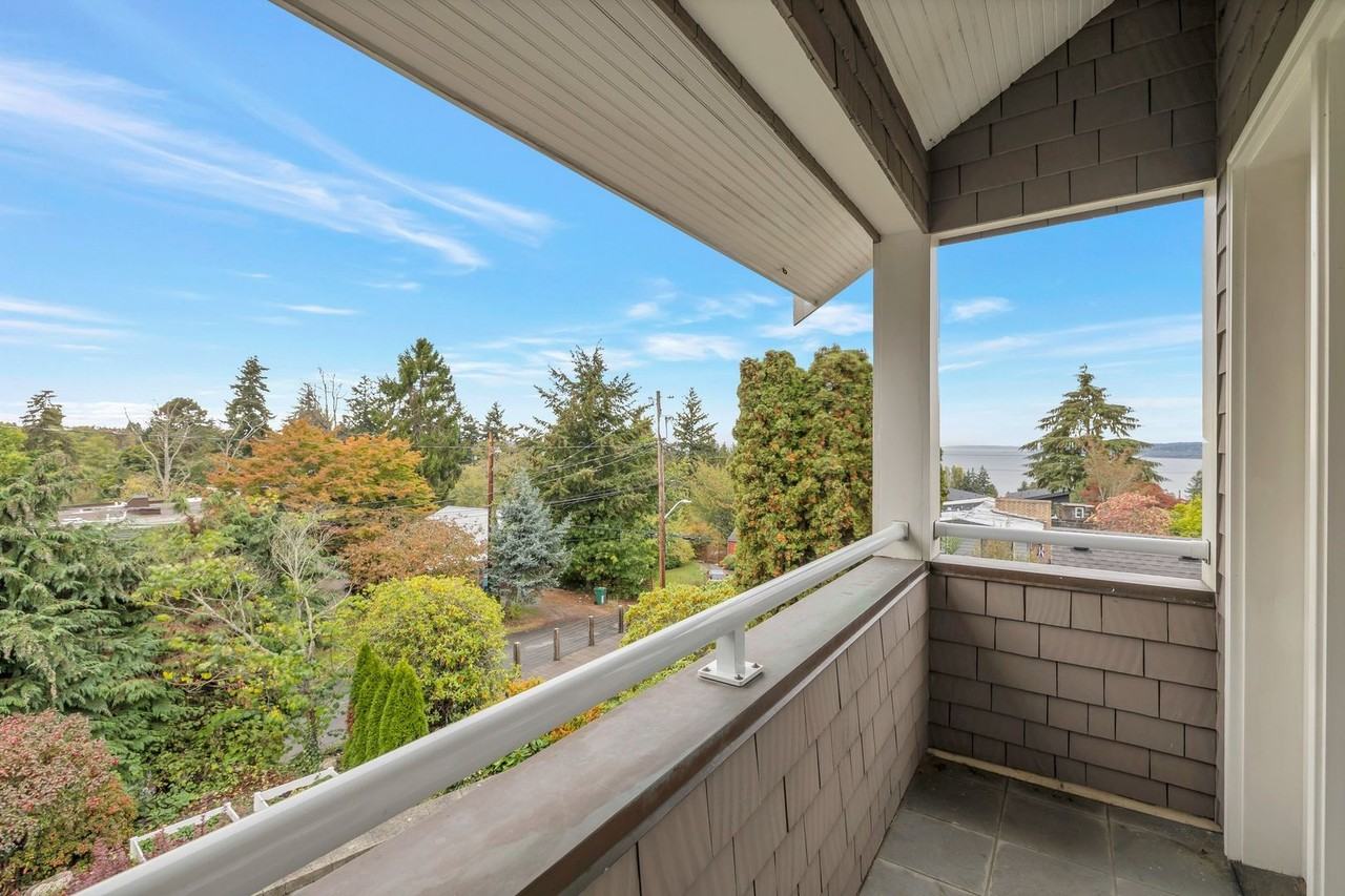 9020 26th Ave Nw - Photo 3 of 25
