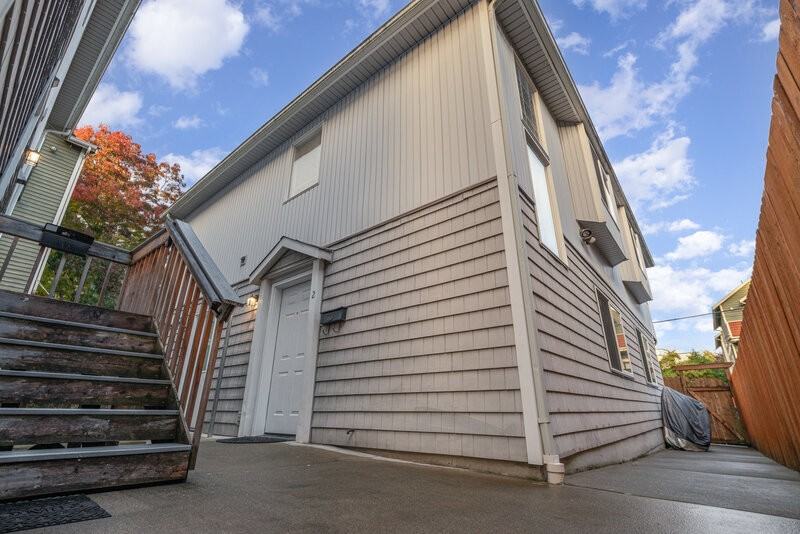 128 20th Ave E #2 - Photo 2 of 15