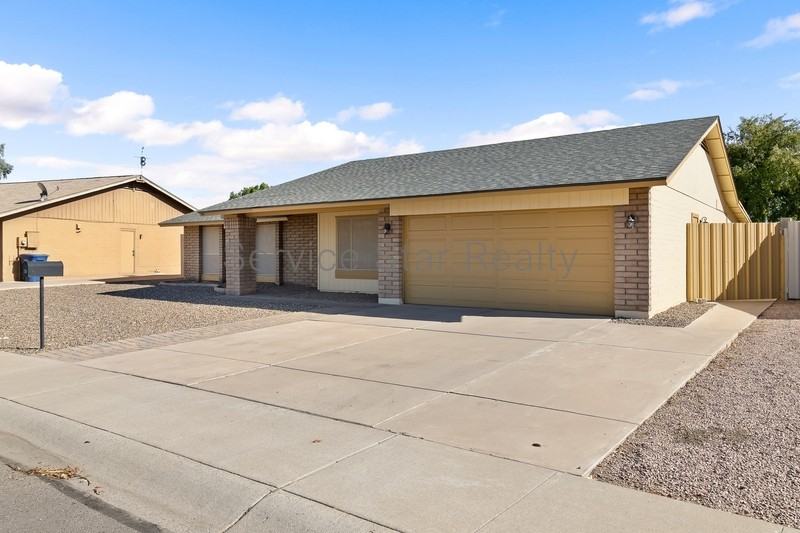 713 W Alamo Dr - Photo 2 of 25