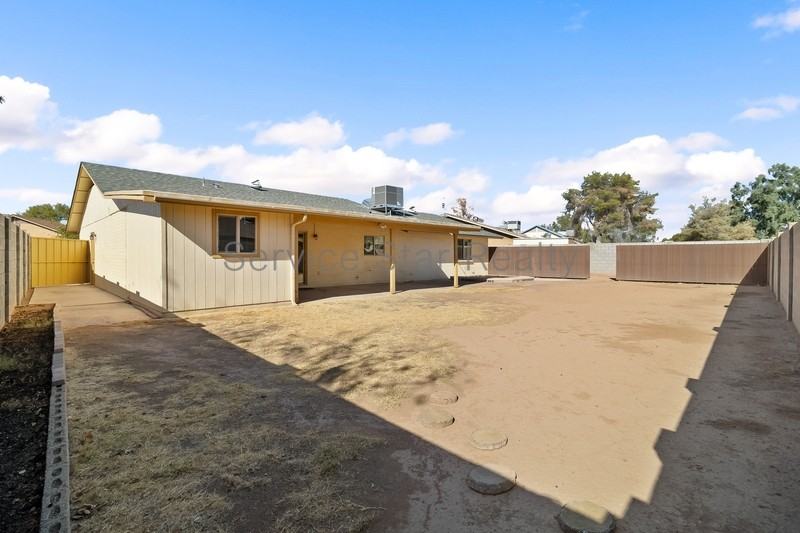 713 W Alamo Dr - Photo 7 of 25