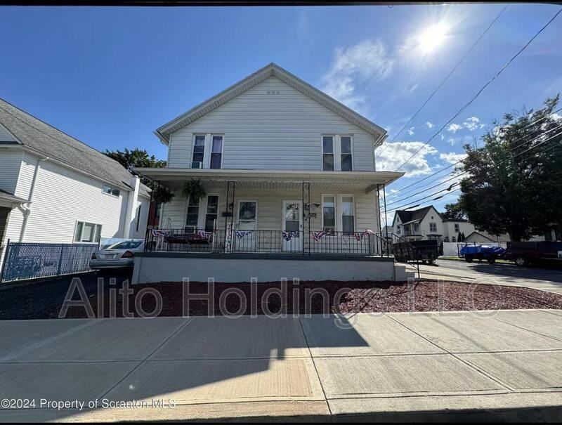 1335 Lafayette St - Photo 2 of 18