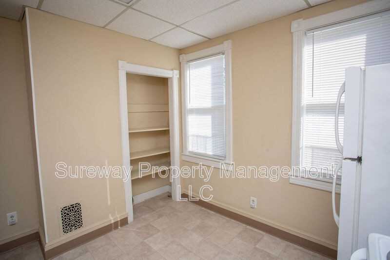 224 Rutland Ave #2 - Photo 5 of 25
