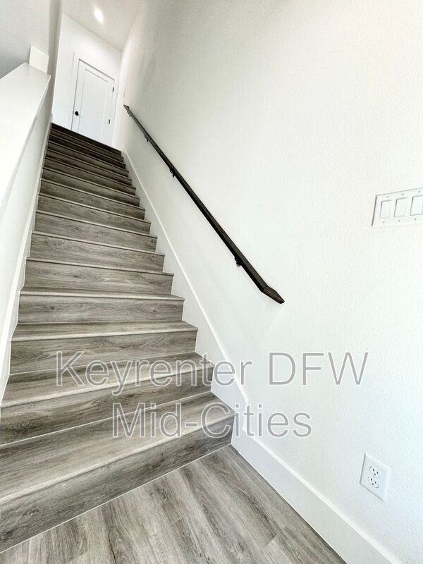 7326 Uloho Way - Photo 2 of 26