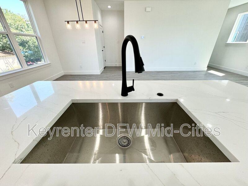 7326 Uloho Way - Photo 4 of 26