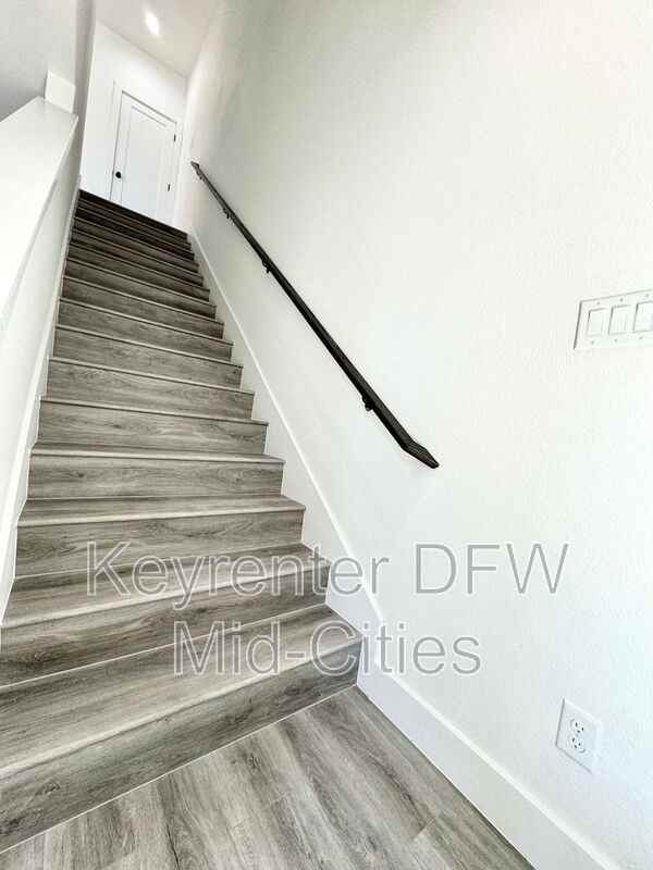 7318 Uloho Way - Photo 2 of 25