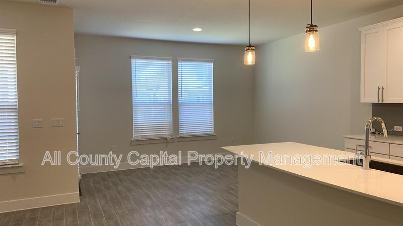 13907 Osmarea Dr #13907 - Photo 4 of 23