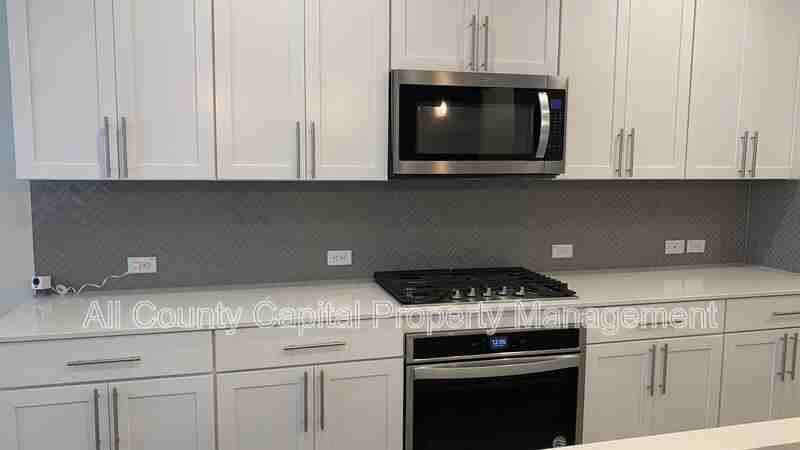 13907 Osmarea Dr #13907 - Photo 7 of 23