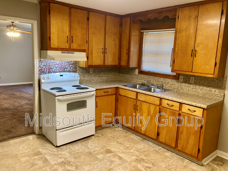 114 Parkburg Rd, Jackson, TN 38301 2 bedroom House Rental Zumper