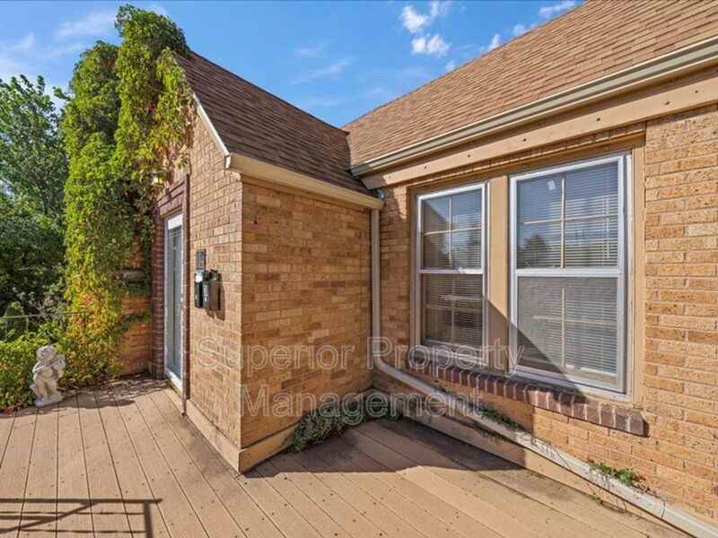 104 W Pershing Blvd #MAIN - Photo 2 of 20