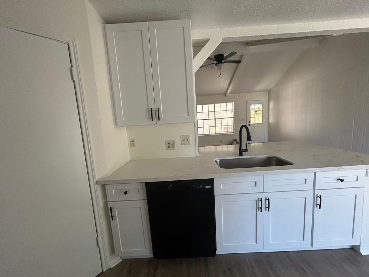 23026 Cranberry Trail - Photo 6 of 22