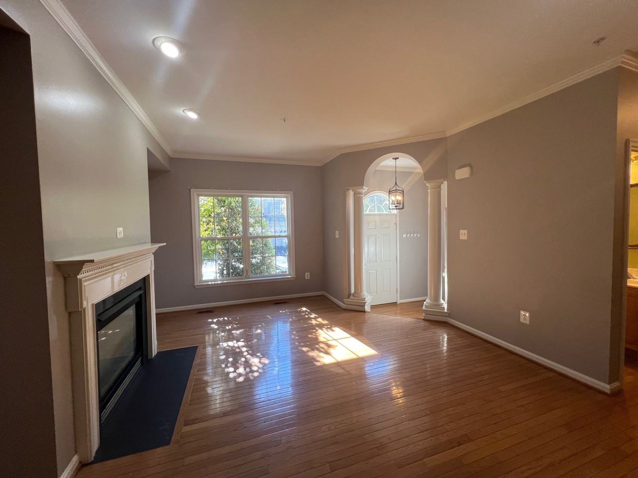 2622 Mill Race Rd - Photo 2 of 23